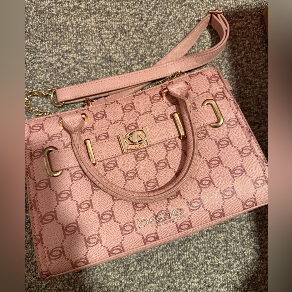 Women’s Bebe purse